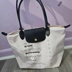 Longchamp lepliage valentine limited edition medium long sholder bag xoxo